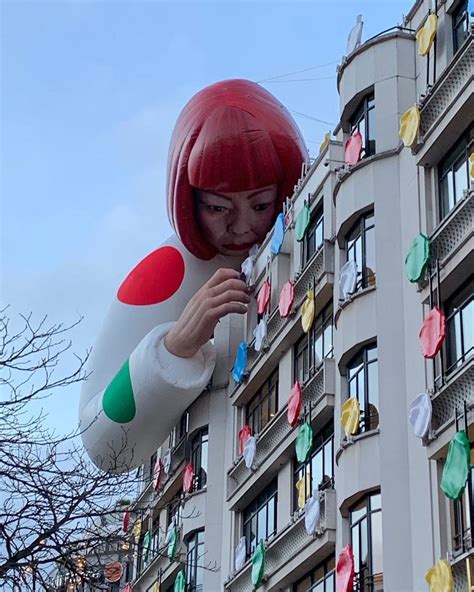 collaboration louis vuitton yayoi kusama